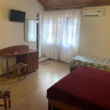 Guest House У Маргариты Гагра Екстериор снимка