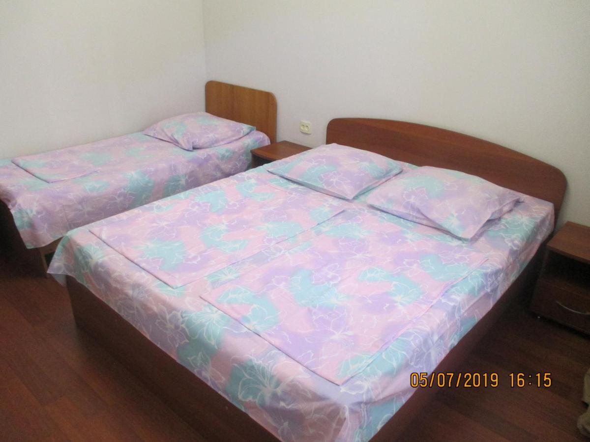 Guest House У Маргариты Гагра Екстериор снимка