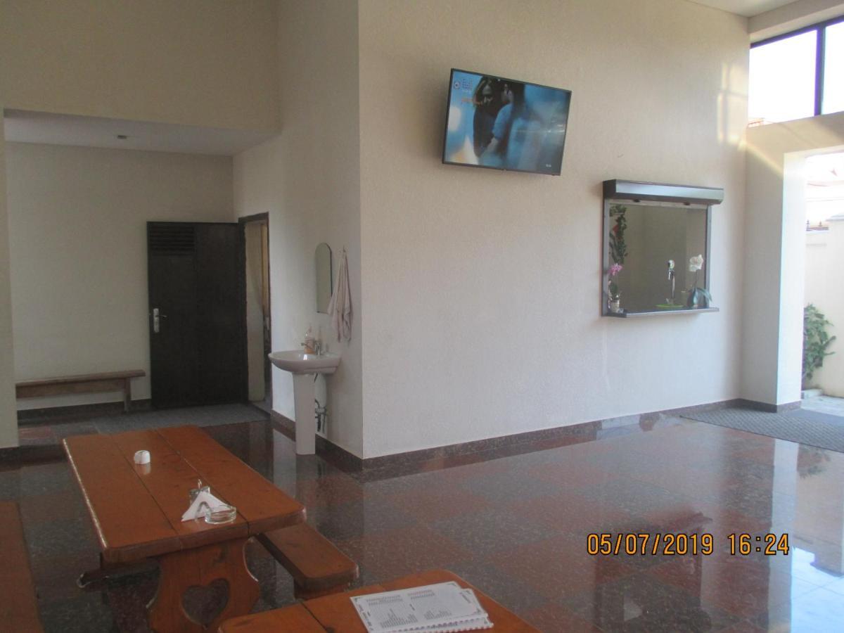 Guest House У Маргариты Гагра Екстериор снимка