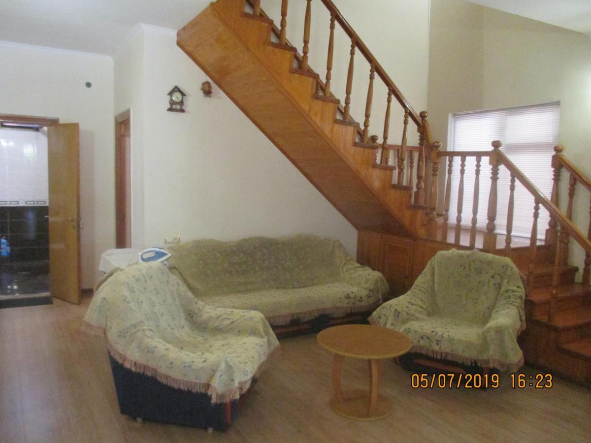 Guest House У Маргариты Гагра Екстериор снимка