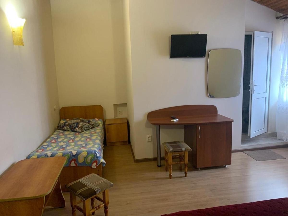 Guest House У Маргариты Гагра Екстериор снимка